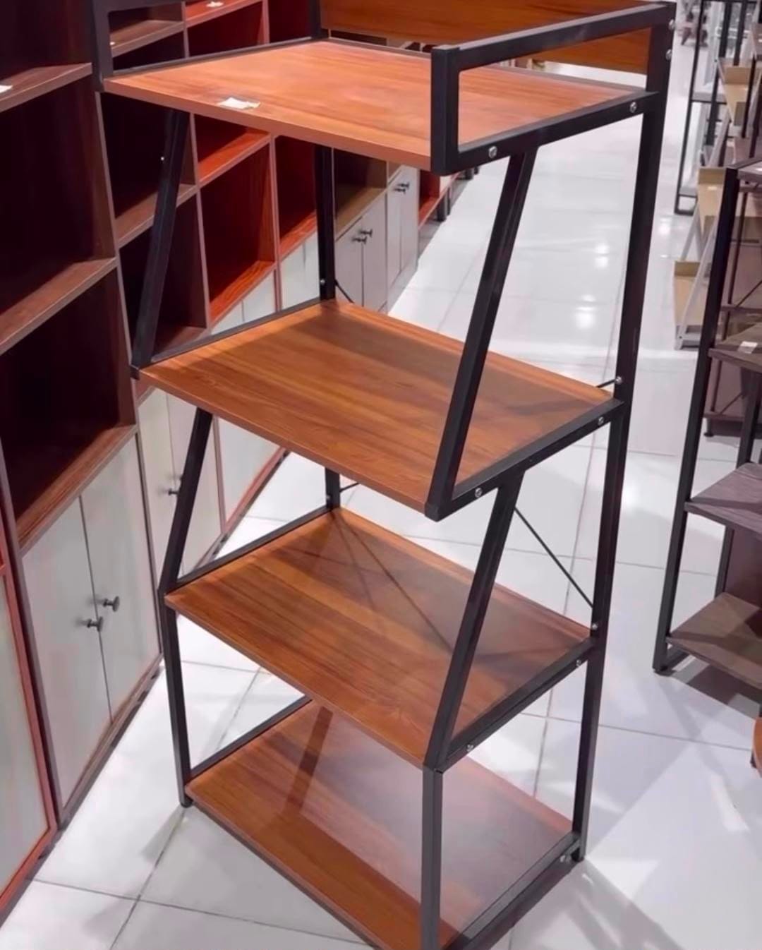 Decor Storage Shelf | ستاند خشب مع حديد