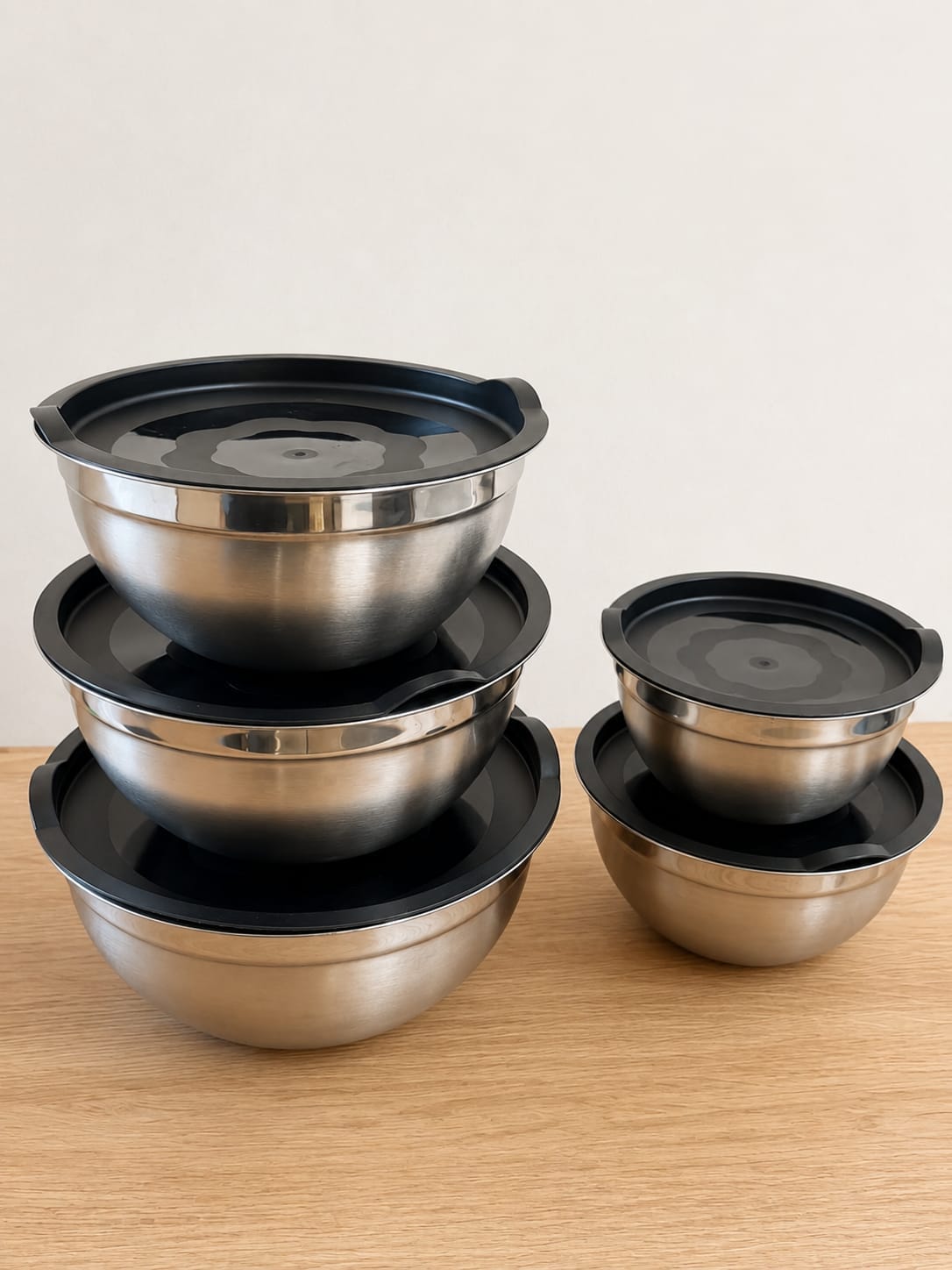 Stainless Steel Mixing Bowls with Lids | أوعية خلط من الستانلس ستيل مع أغطية